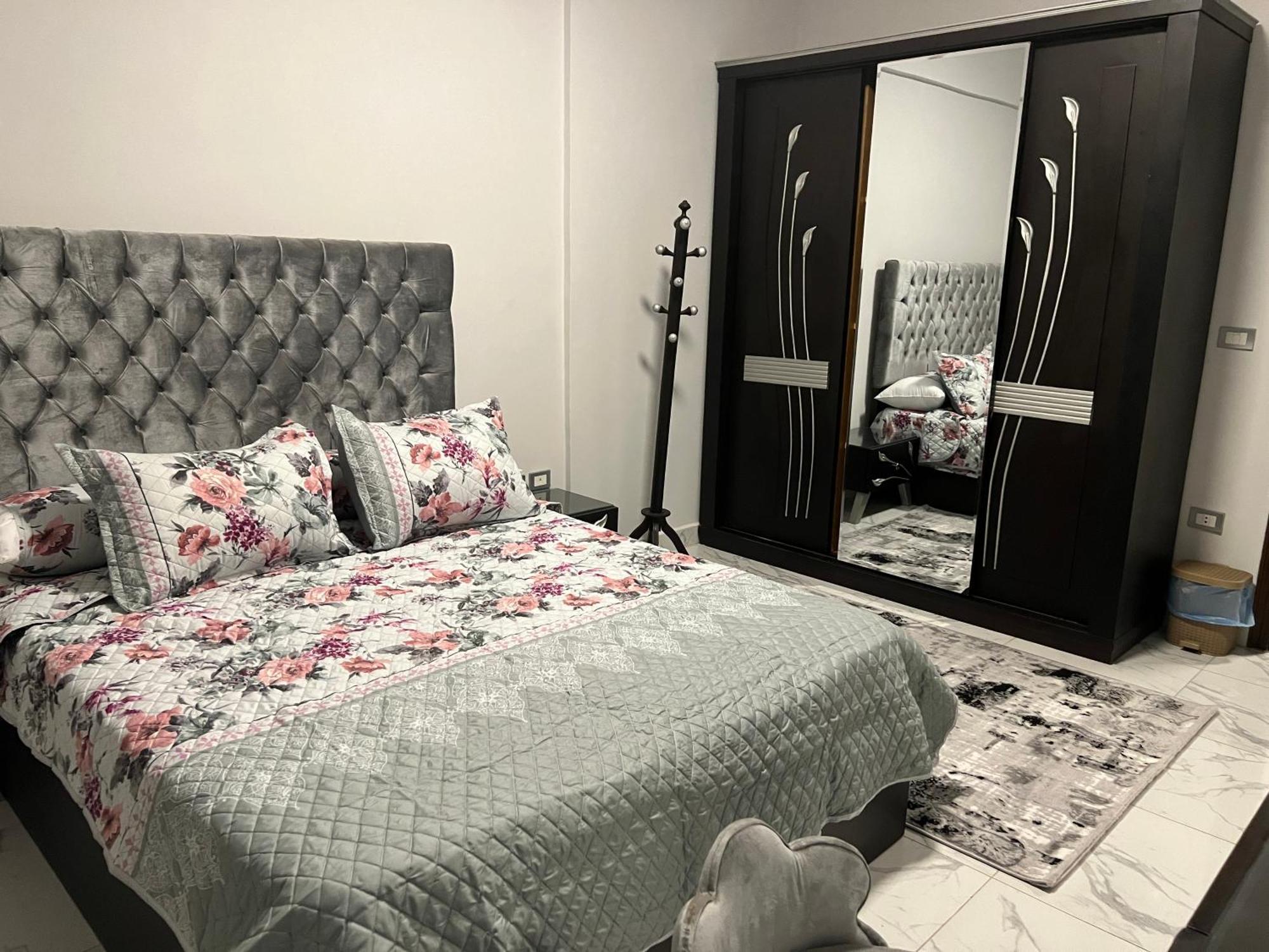 Luxury Apartments Beside Mall Of Arabia And Dar Al-Fouad Hospital - Families Only- No Alcoholic Beverages 6th of October City Extérieur photo