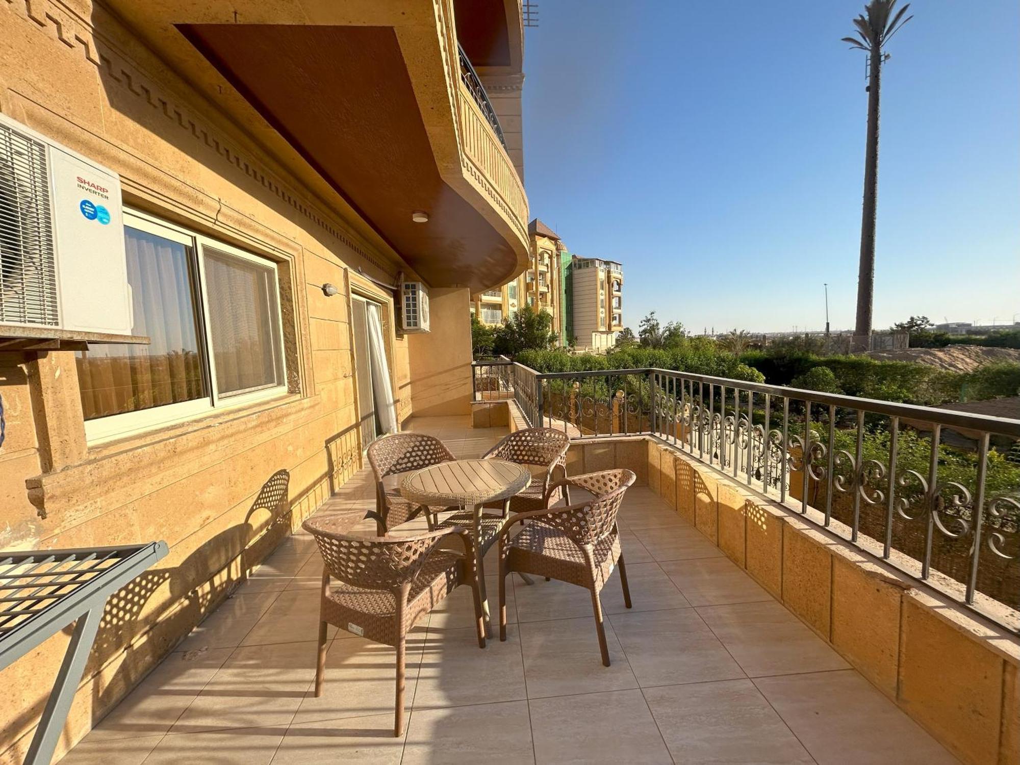 Luxury Apartments Beside Mall Of Arabia And Dar Al-Fouad Hospital - Families Only- No Alcoholic Beverages 6th of October City Extérieur photo