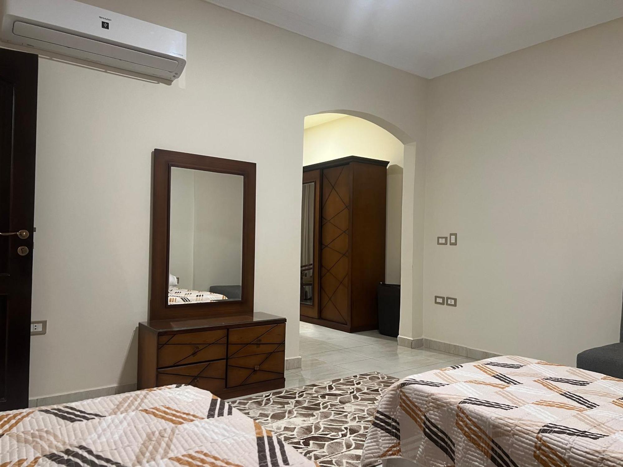 Luxury Apartments Beside Mall Of Arabia And Dar Al-Fouad Hospital - Families Only- No Alcoholic Beverages 6th of October City Extérieur photo