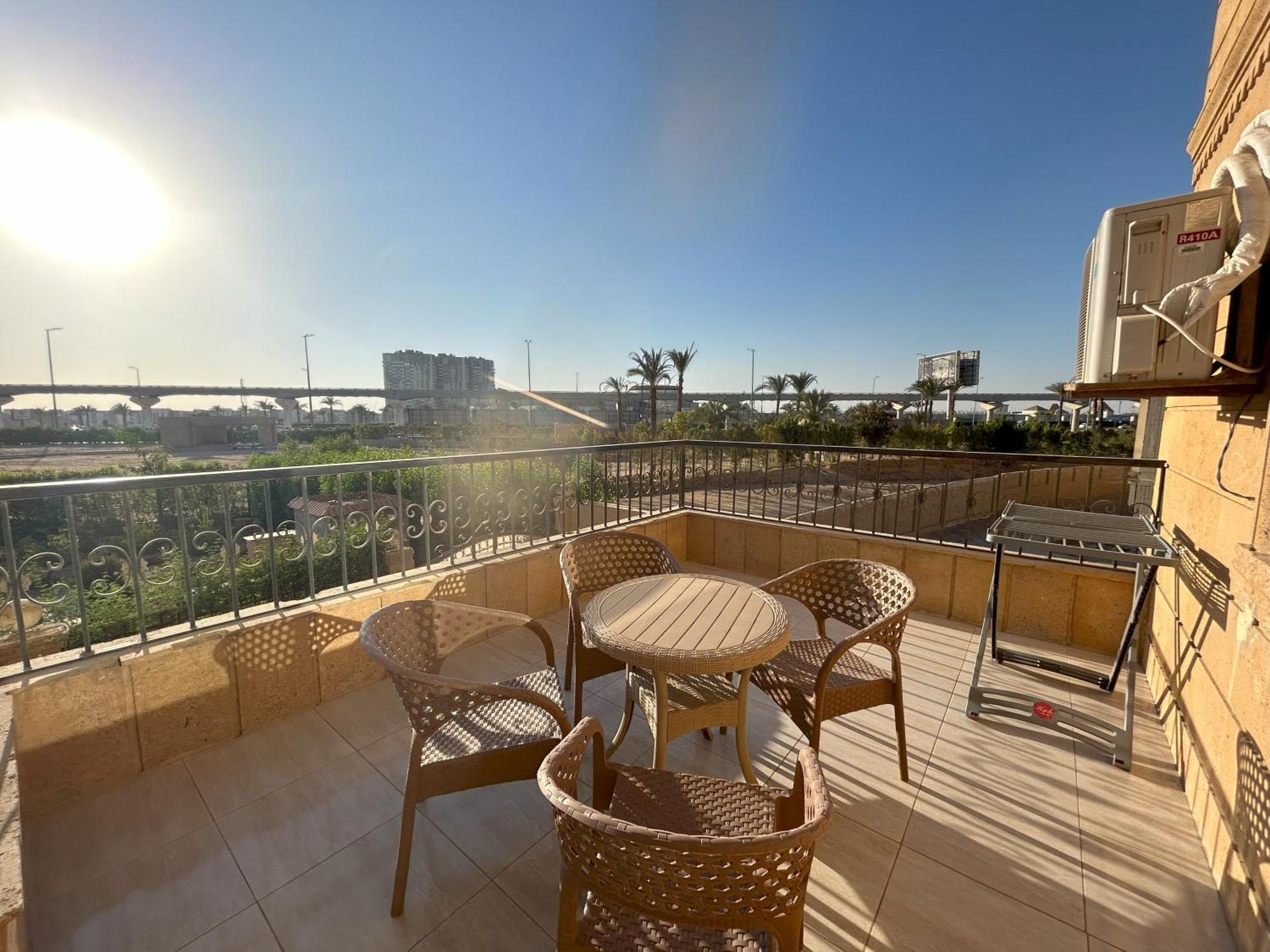 Luxury Apartments Beside Mall Of Arabia And Dar Al-Fouad Hospital - Families Only- No Alcoholic Beverages 6th of October City Extérieur photo