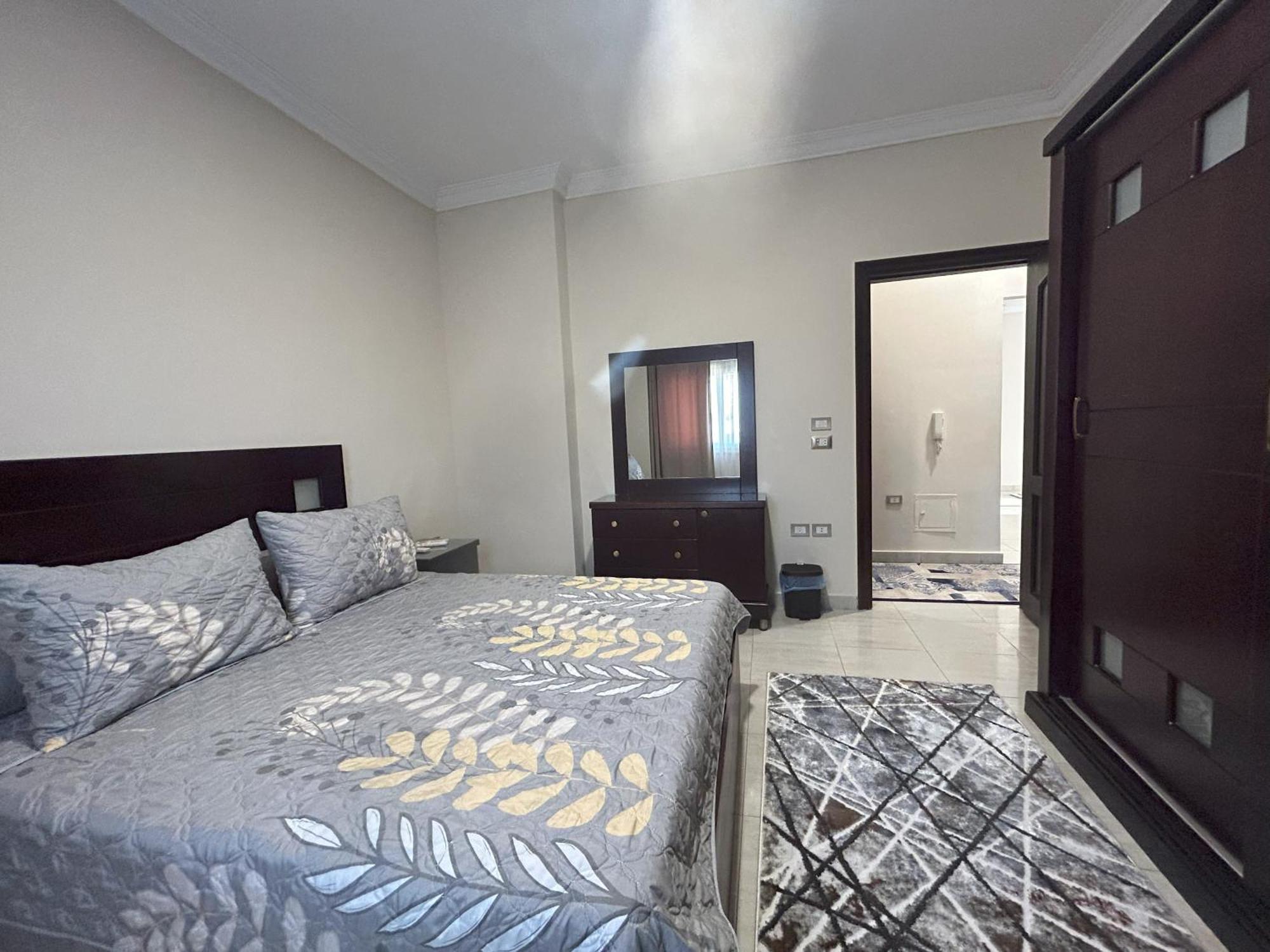 Luxury Apartments Beside Mall Of Arabia And Dar Al-Fouad Hospital - Families Only- No Alcoholic Beverages 6th of October City Extérieur photo